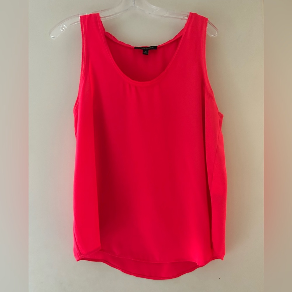 Bright Pink Banana Republic Tank💓💓